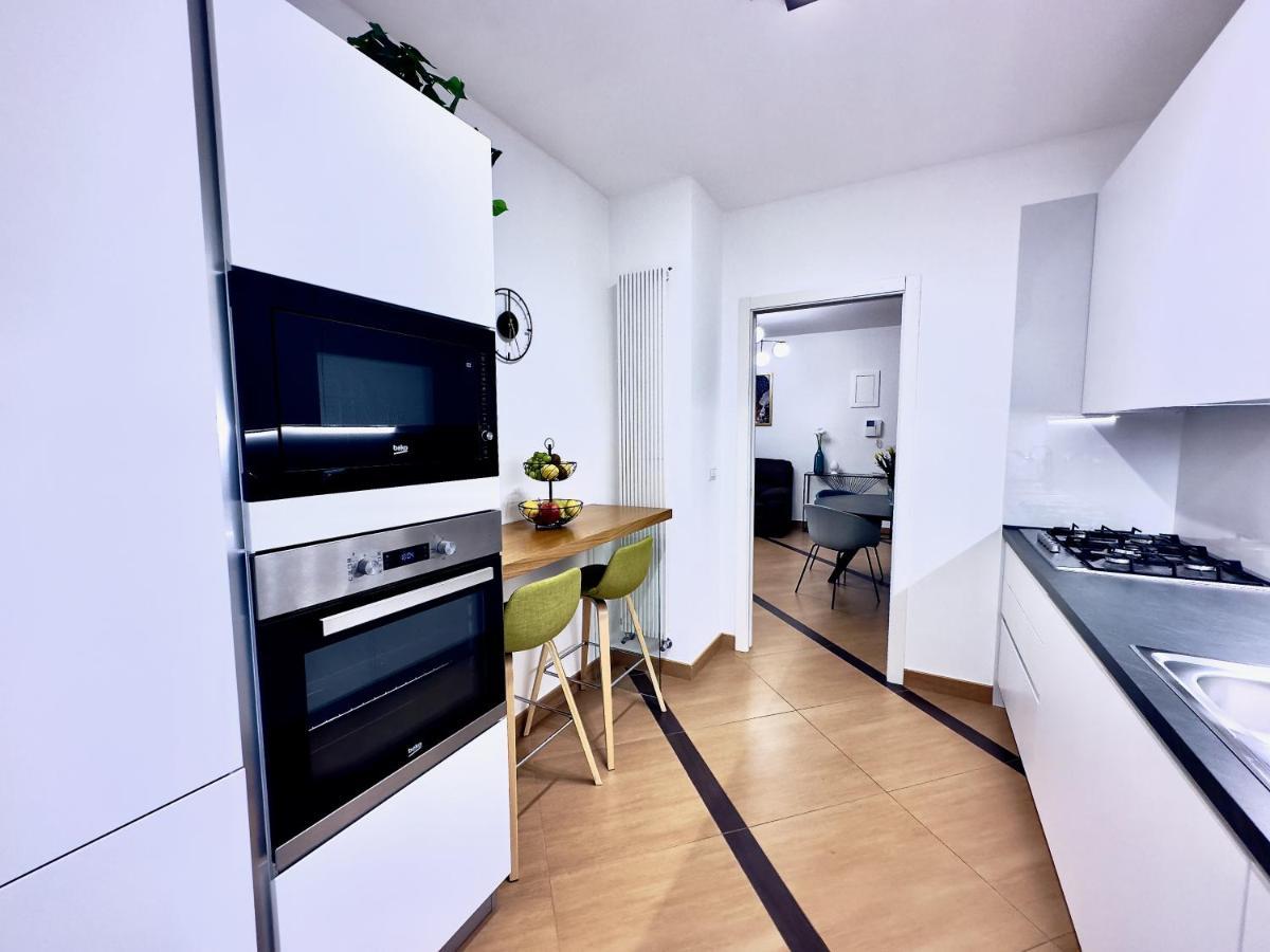 Salento Sweet Home - Obelisco Luxury Apartment Lecce Extérieur photo