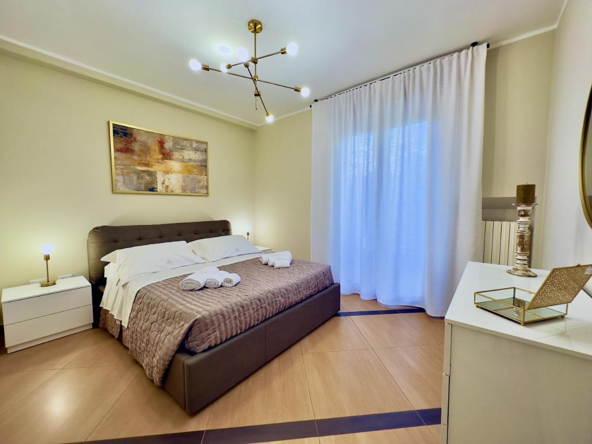 Salento Sweet Home - Obelisco Luxury Apartment Lecce Extérieur photo
