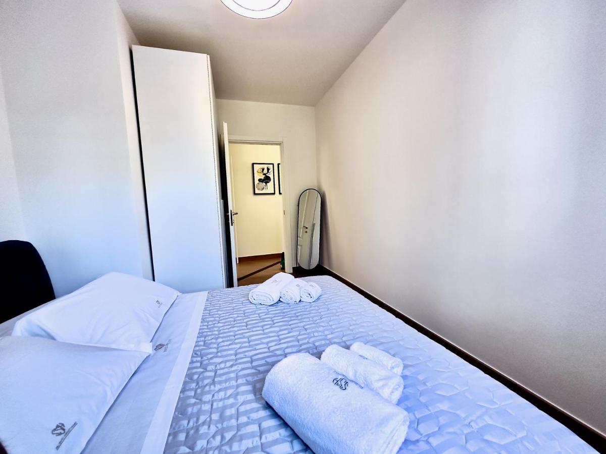 Salento Sweet Home - Obelisco Luxury Apartment Lecce Extérieur photo