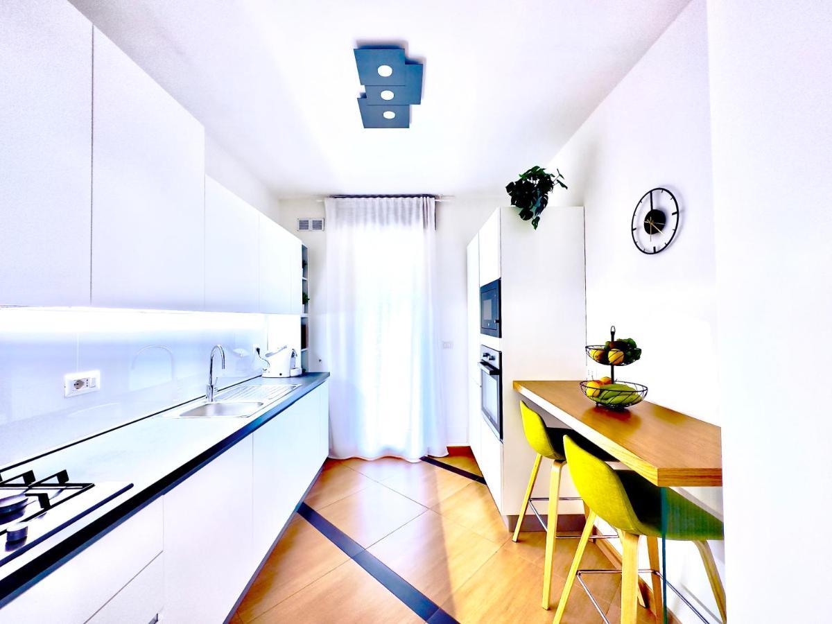 Salento Sweet Home - Obelisco Luxury Apartment Lecce Extérieur photo